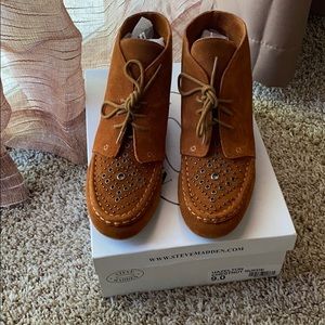 New! Steve Madden booties